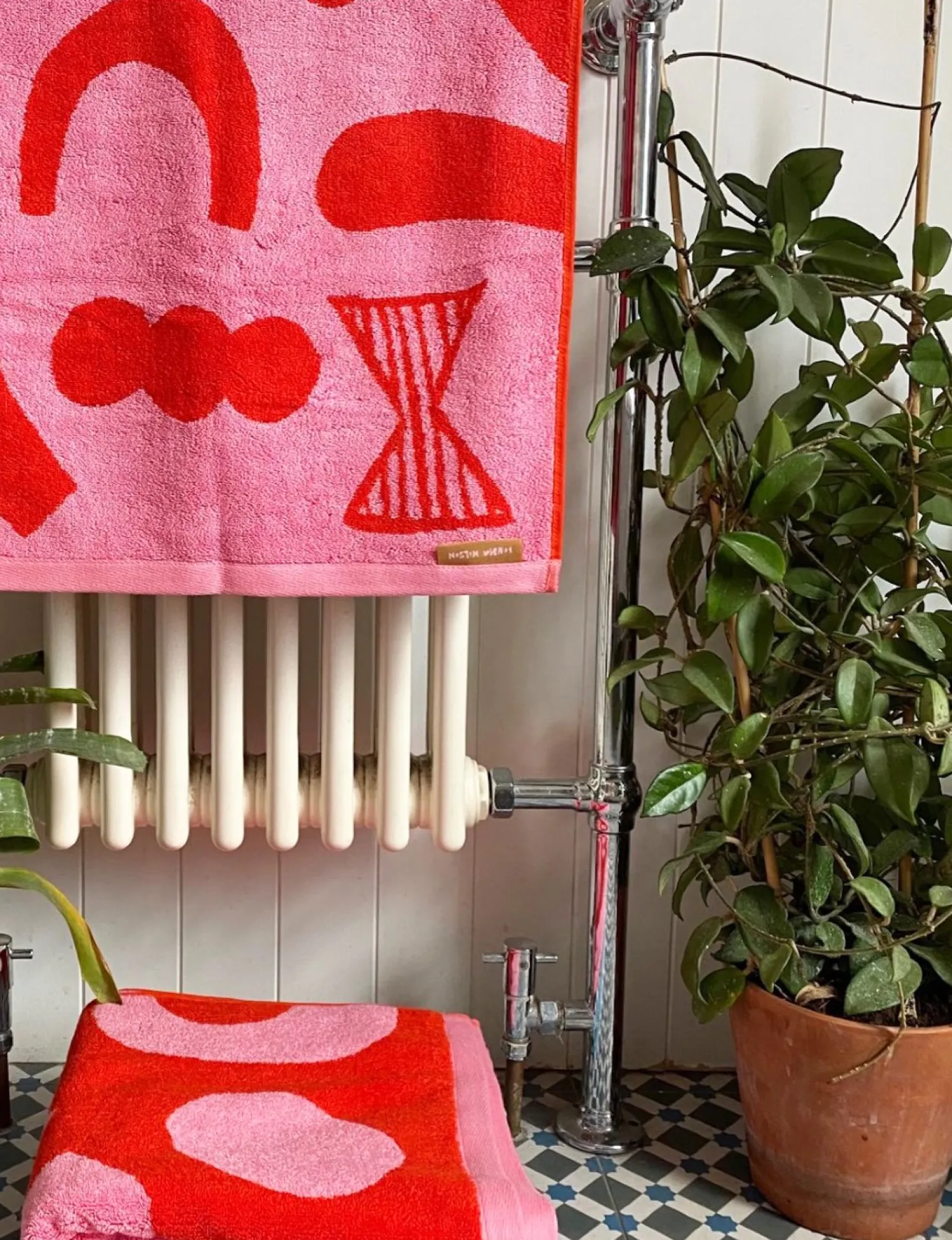 Towels & Bath Mats^Donna Wilson Abstract Shapes Towel Set