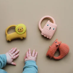 Teethers & Bath Toys^Donna Wilson Cyril Squirrel Fox Teether - Oli & Carol X