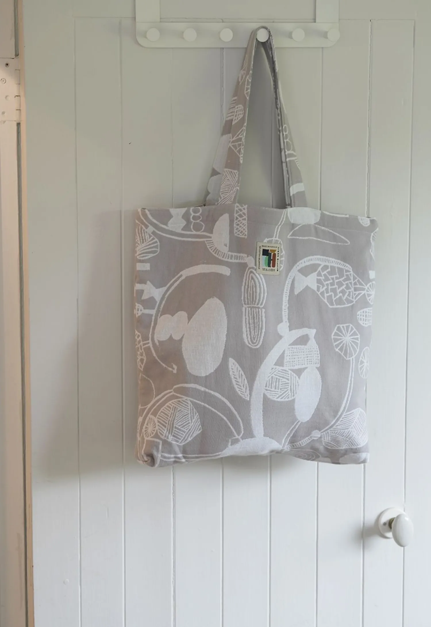 Bags & Purses^Donna Wilson Doodle Dance Woven Tote Bag