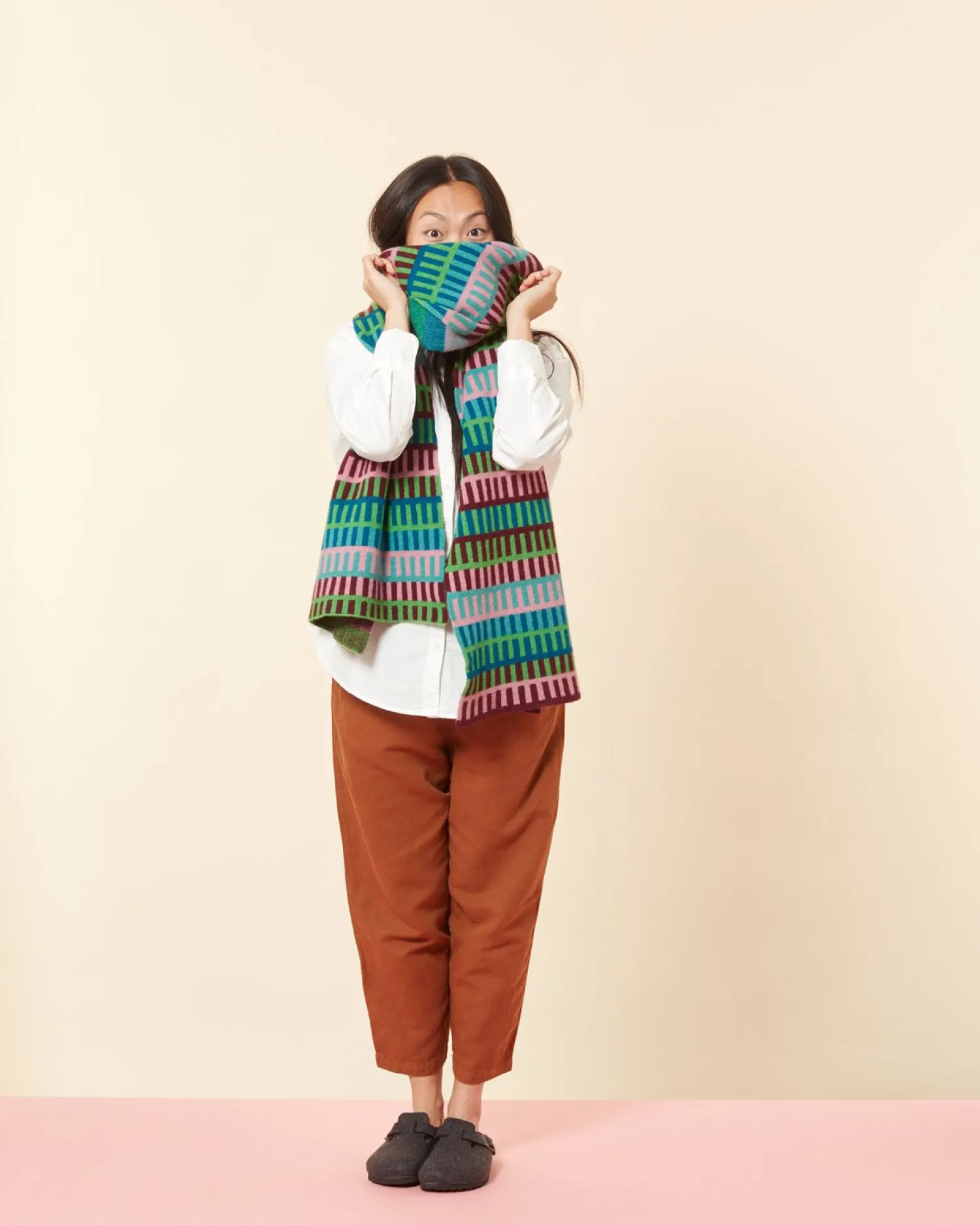 Scarves + Shawls^Donna Wilson Shiel Blanket Scarf - Claret