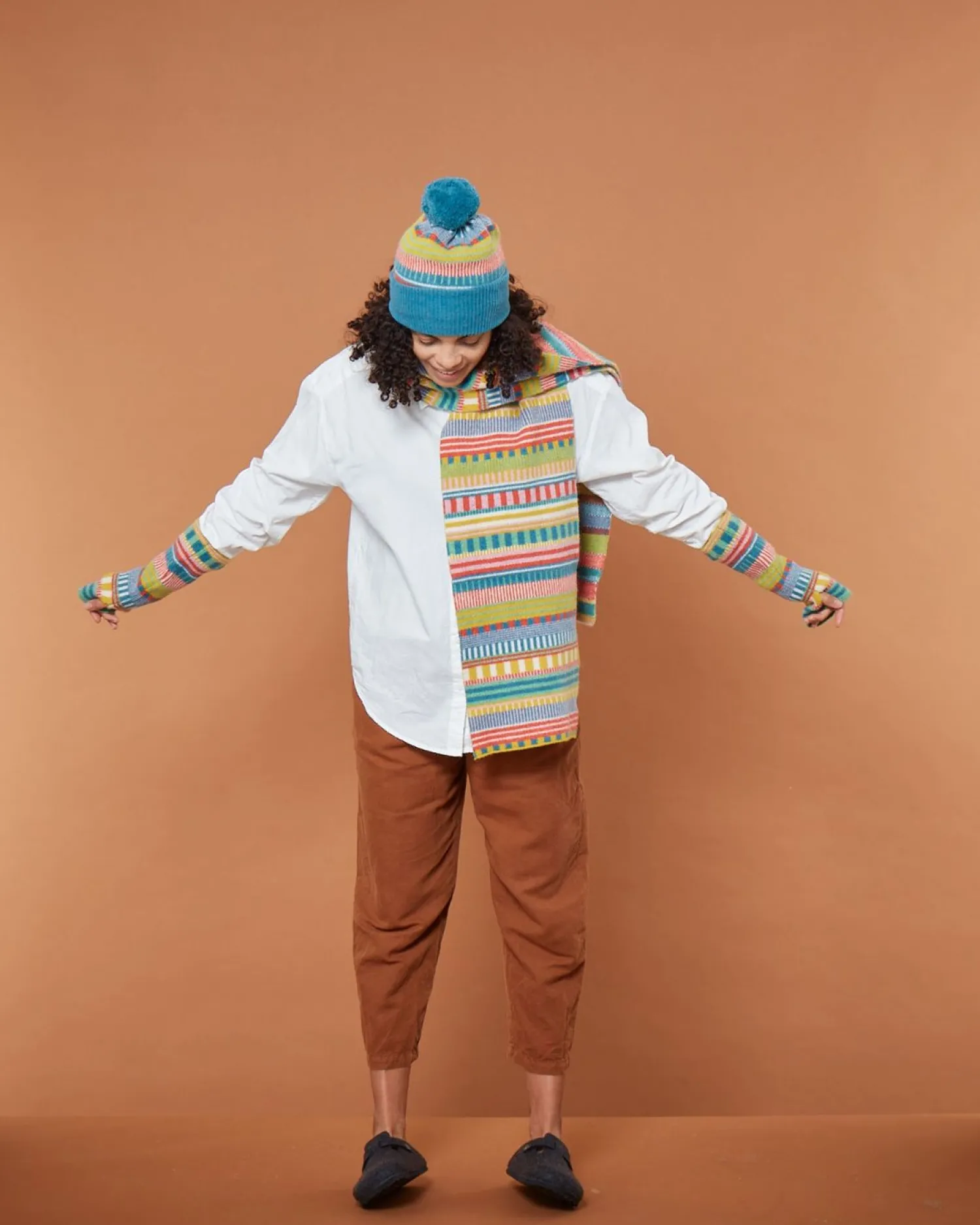 Hats & Gloves^Donna Wilson Static Stripe Arm Warmers - Tutti Frutti